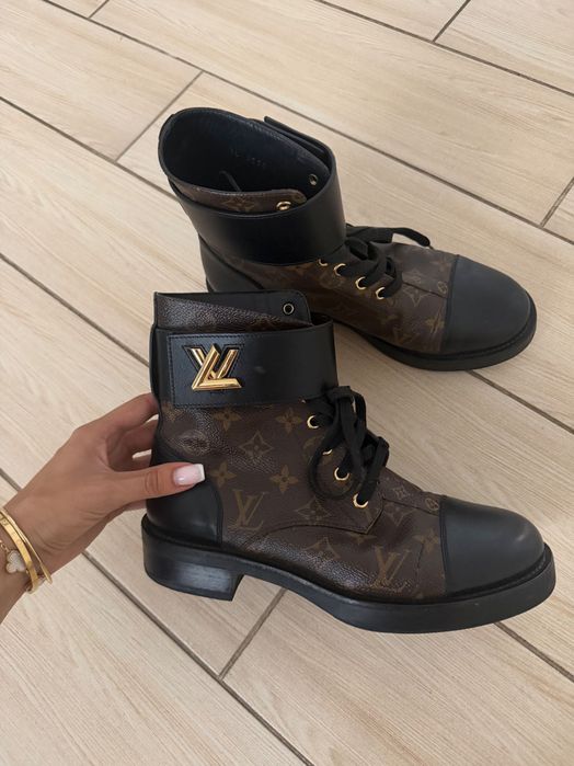 Чоботи Louis Vuitton