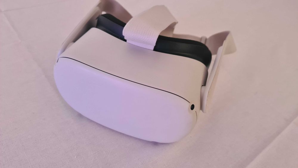 GOGLE VR OCULUS META QUEST 2 128GB + 2 pady + pokrowiec