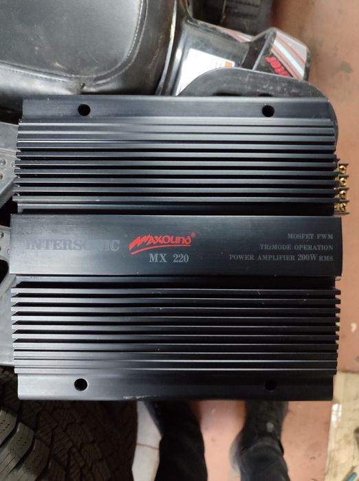 Продам два усилителя автомобильних