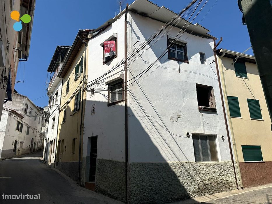 Moradia devoluta para recuperar  - Tortosendo, Covilhã