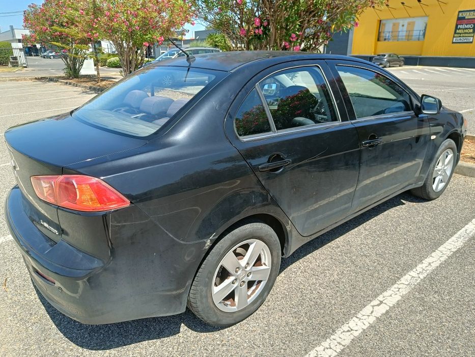 Mitsubishi Lancer — fotografia 7