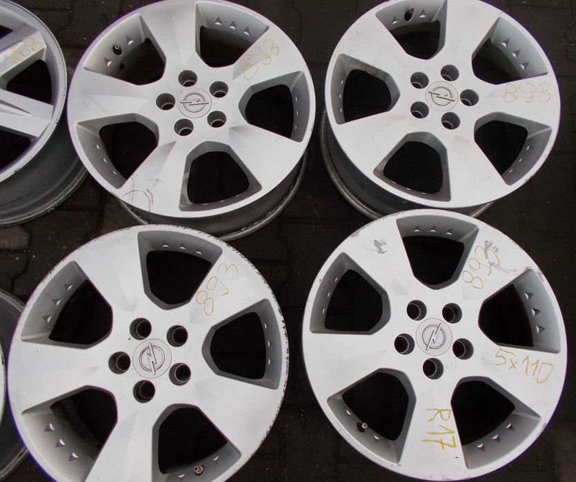 Felgi aluminiowe Opel  5x110 7Jx17 ET47 Nr.893