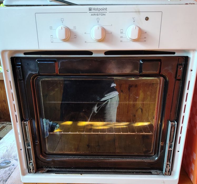 Варильна поверхня та духова шафа Hotpoint-Ariston PI 640 A