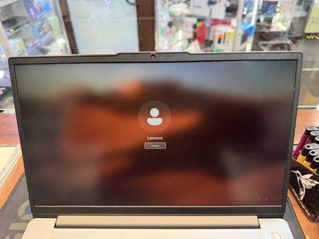 777/ Lenovo IdeaPad Slim 3 8/512 i5 12gen