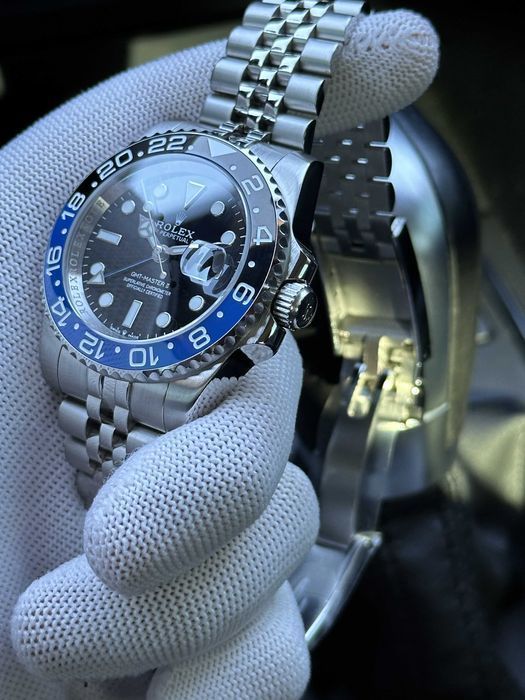 Швейцарские часы Rolex GMT Master II Batman. Два часовых пояса.