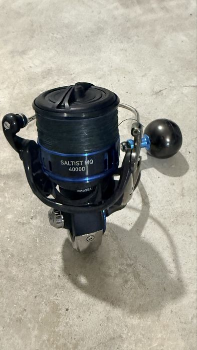 Carreto Daiwa Saltist MQ 4000D