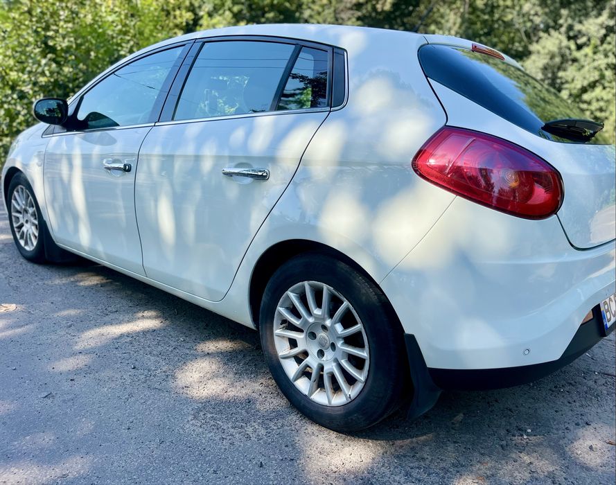 Fiat Bravo 2012, 1.6 MT