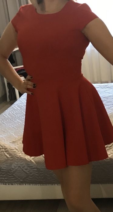 Czerwona sukienka