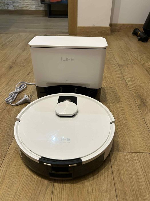 Robot ILIFIE A 12 pro ! jak nowy !