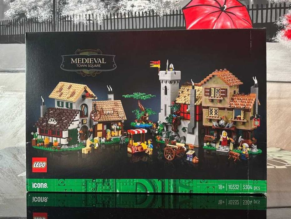 Конструктор LEGO ICONS 10332 Середньовічна міська площа