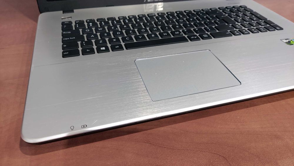 ASUS Gaming 17cali IPS i7 GTX 12GB 650GB CS WoT GTA5