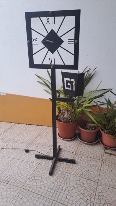 Relogio com candeiro