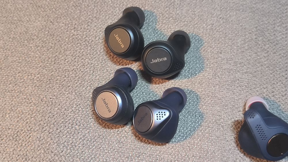 Słuchawka prawda i lewa Jabra Elite 4, 7 Active 75t ,