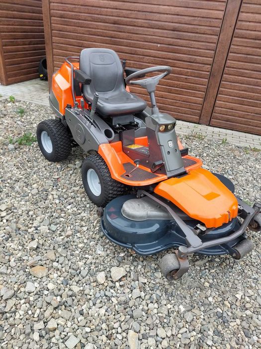 Traktorek kosiarka Husqvarna R422Ts AWD super stan