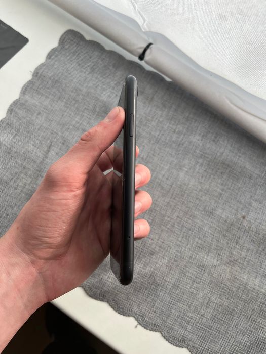 iPhone XR 128Gb телефон