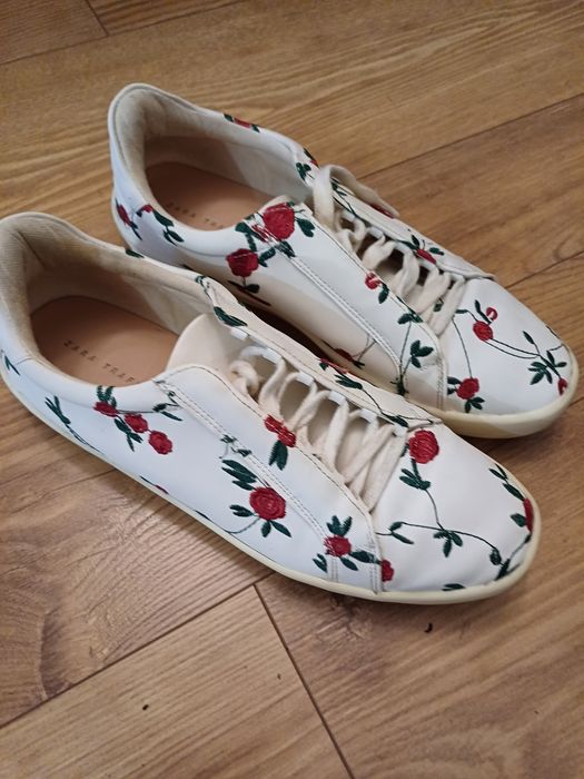 Adidas zara r.39 w haftowane kwiaty