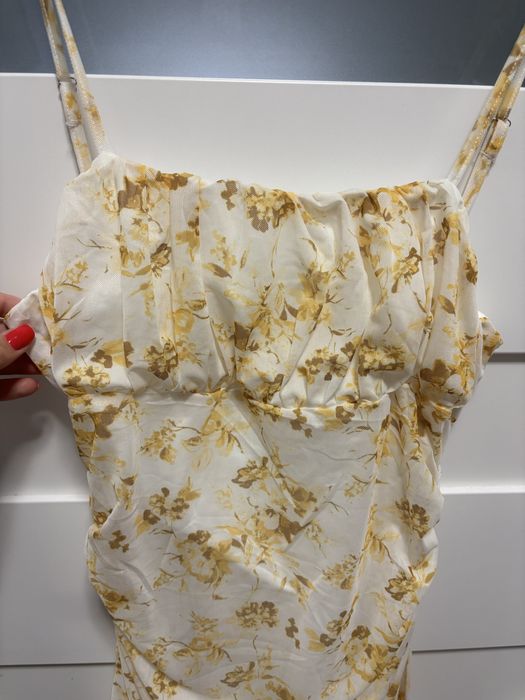 Sukienka damska w kwiaty