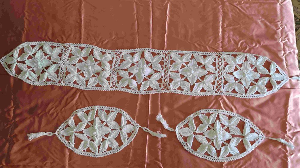 Vintage handmade crochet bedspread (Colcha croché/renda feita à mão)