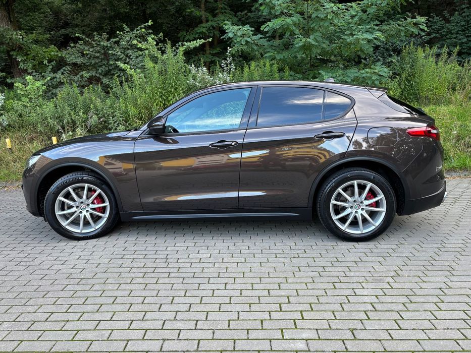 Alfa Romeo Stelvio Alfa Romeo Stelvio 280 KM wersja Executive Q4