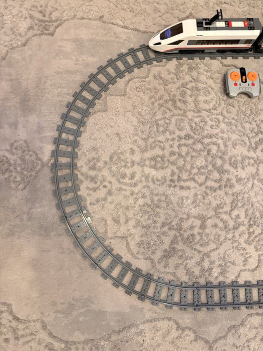 Pociąg Lego City Superszybki