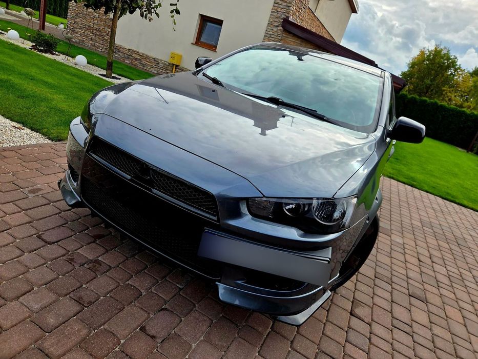 Mitsubishi Lancer