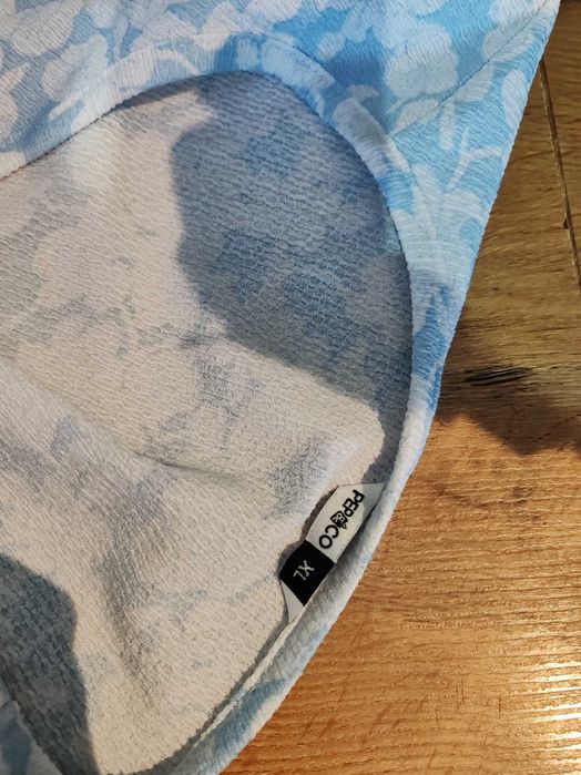 Niebieska śliczna sukienka Pep&Co ok 48/50 poliester/elastan kwiaty