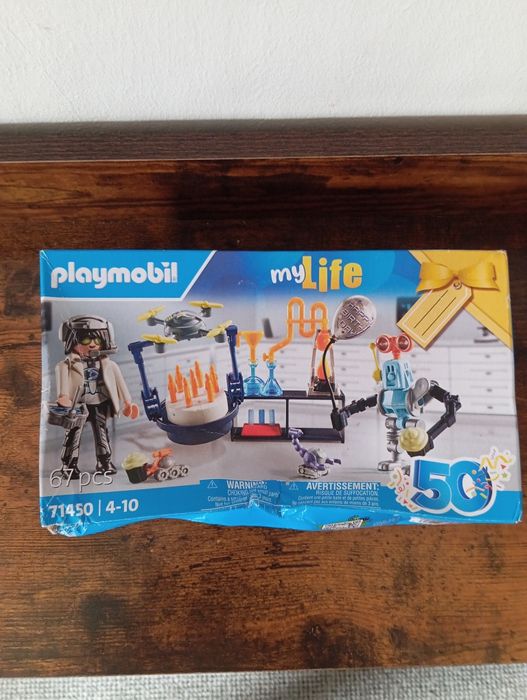 Playmobil zestaw MY Life naukowiec
