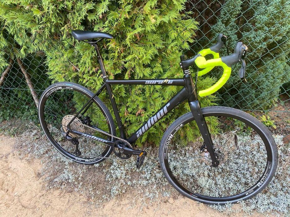 Gravel Author Aura 52cm 160-170cm 1x11 sztywna oś tarcze 9,9kg karbon