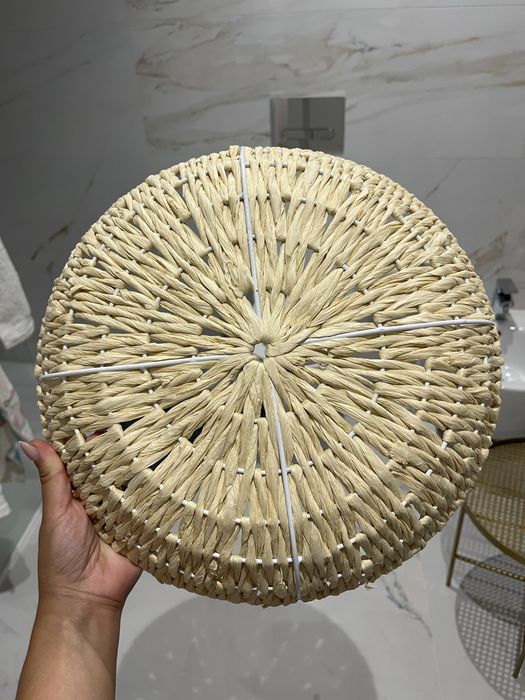 Prato decorativo em bege com 30cm diâmetro novo KASA