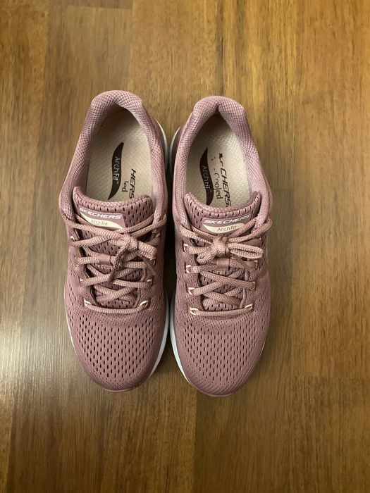 Tenis skechers ARCHFIT tam 39