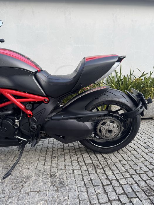 Ducati Diavel Carbon