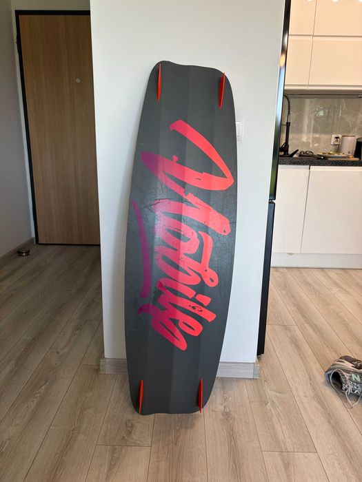 Deska Kitesurfing Nobile NHP 134x41 + Footstrapy Infinity Excellent