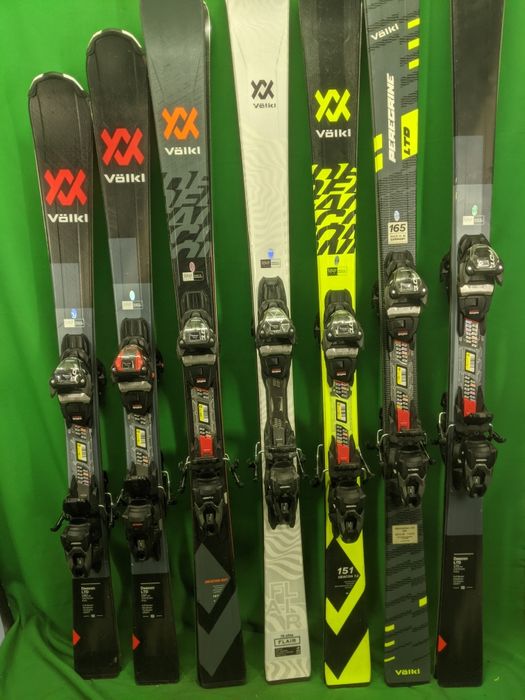 Лижі Volkl 24/25 роки, карвінг універсал