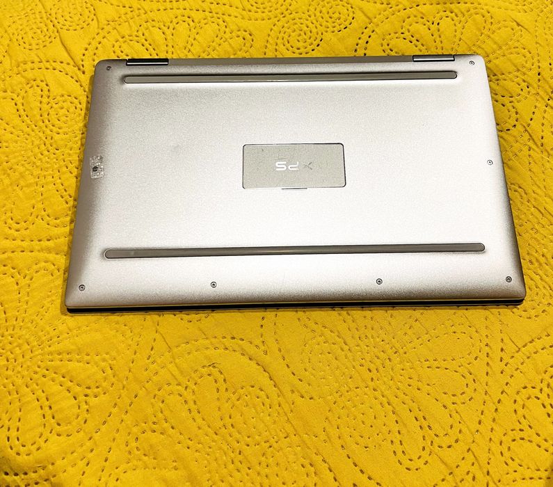 Dell XPS 13" 9365 2w1 i5 8GB 256GB 4K QHD