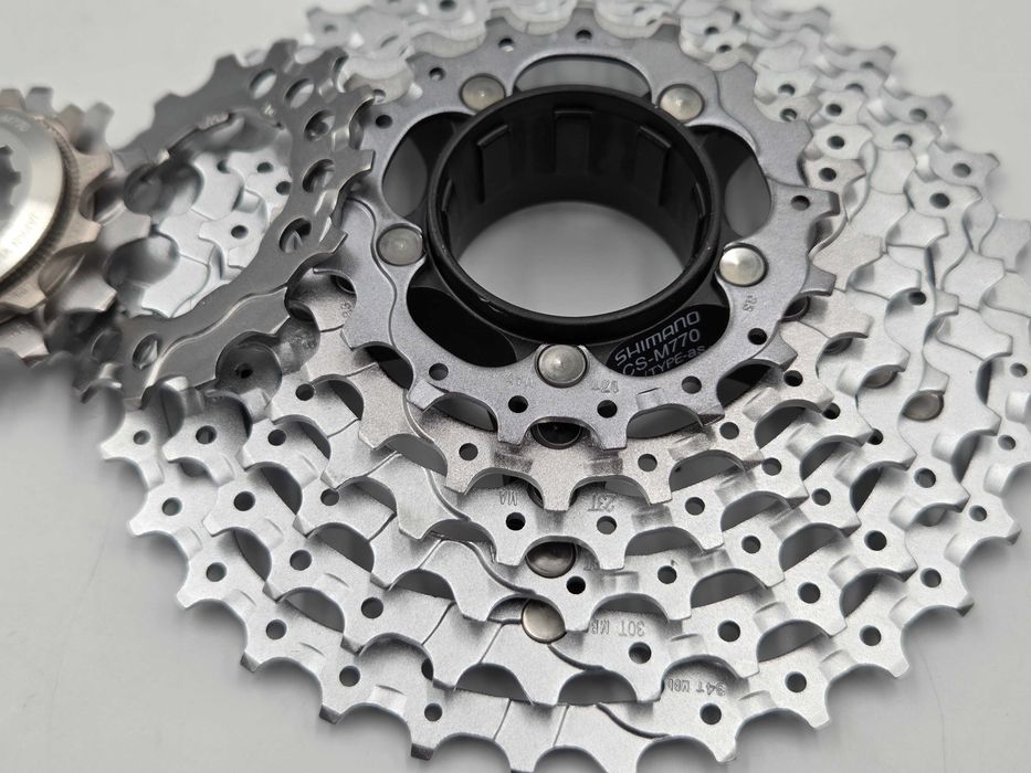 Nowa kaseta Shimano DEORE XT CS-M770 / 11-34T / 9s / retro