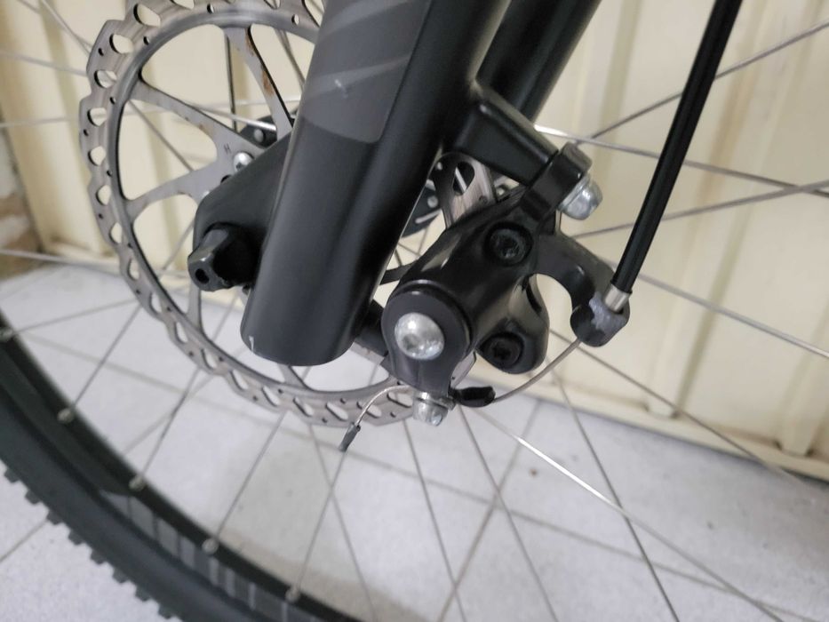 bicicleta BTT Decathlon Btwin Rockrider ST520