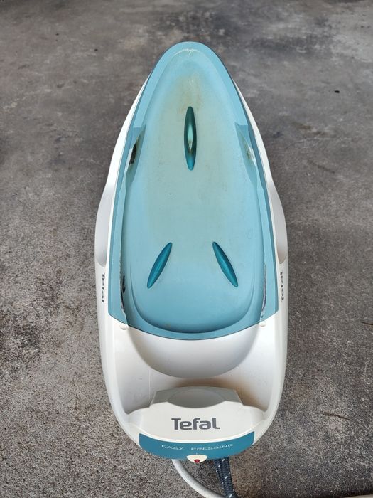 Ferro a Vapor Tefal Easy Pressing