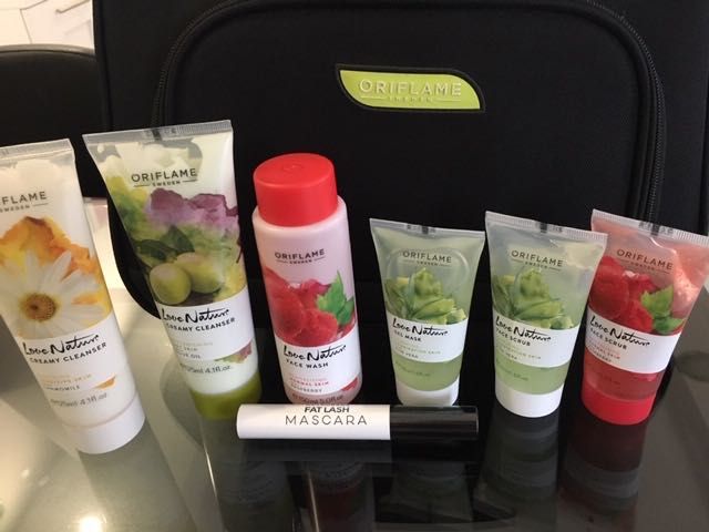 Limpeza Facial / Máscara ou Esfoliante - Super Preço