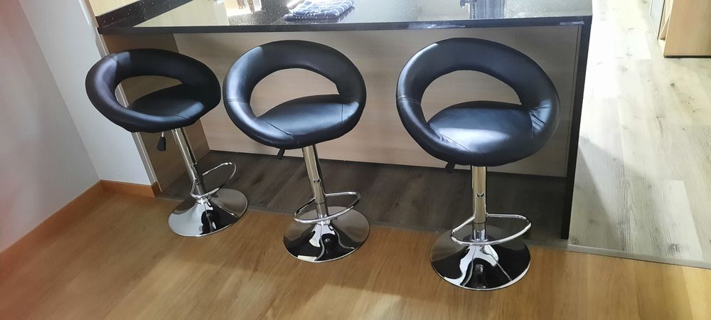 Vendo 3 cadeiras de balcão