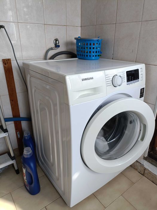 Máquina de Lavar Roupa Samsung WW80T4020EE 8 kg