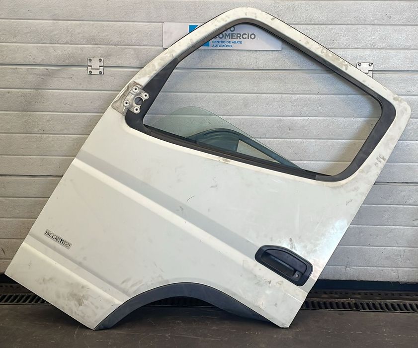 PORTA FRENTE ESQUERDA MITSUBISHI FUSO CANTER (FB7, FB8 ,FE7,FE8 , FG)