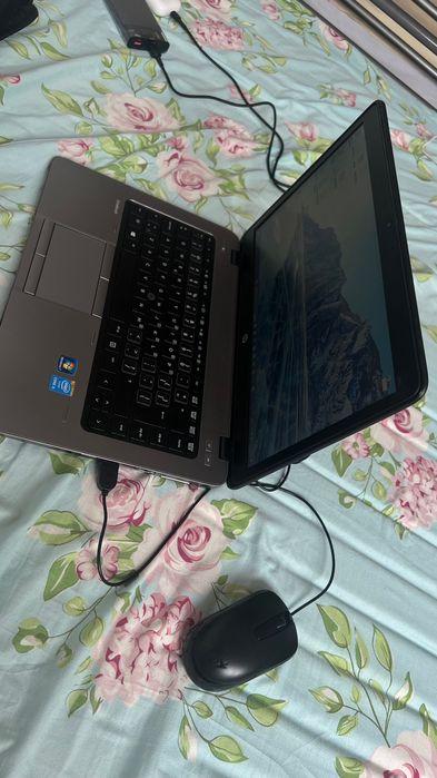 sprzedaż laptopa