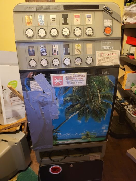 Máquina Tabaco a funcionar euros