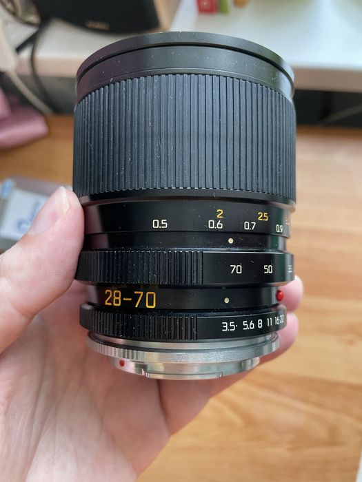 Leica Vario Elmar R 28-70 3.5-4.5