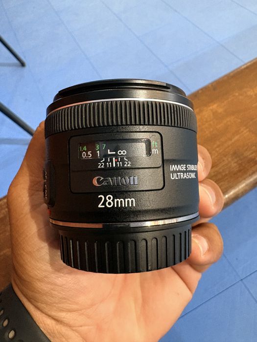 Lente EF 28mm IS USM