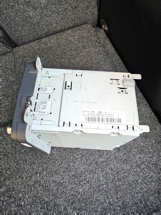 Oryginalne radio samochodowe Volkswagen VW