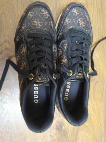 Buty snikersy Guess 41