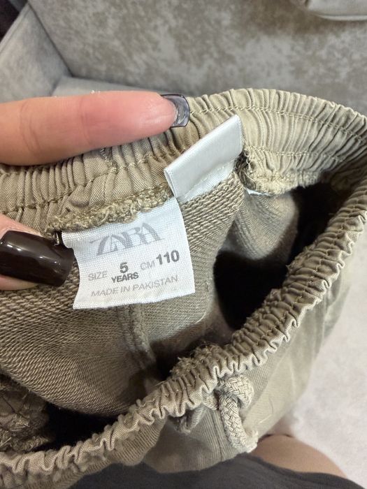 Стильні штанці ZARA 116 розмір