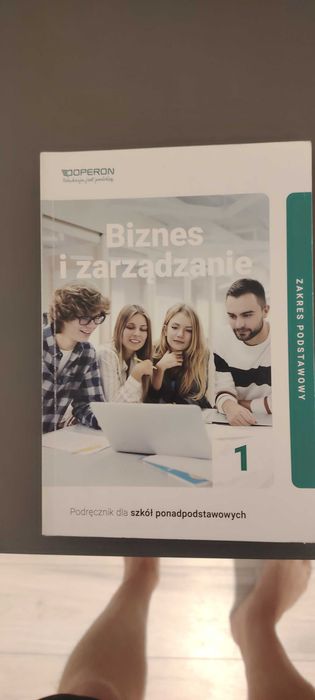 Podręczniki szkolne do liceum i technikum