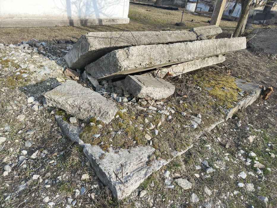 Панелі віддам даром